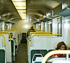 20. Januar 2003: Erstmals nehmen Stockholms Pendeltgfahrgäste Platz im X420.  Foto: Johan Hellström [hier klicken zur Vergrößerung]